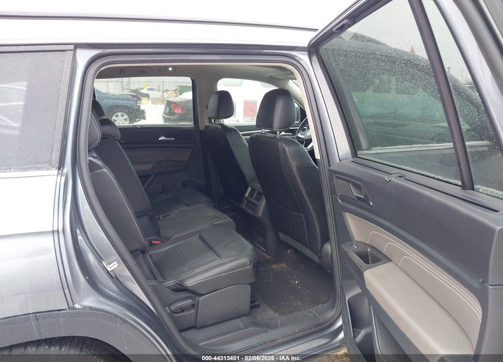 2023 VOLKSWAGEN ATLAS 3.6L V6 SE W/TECHNOLOGY VIN: 1V2KR2CAXPC506604