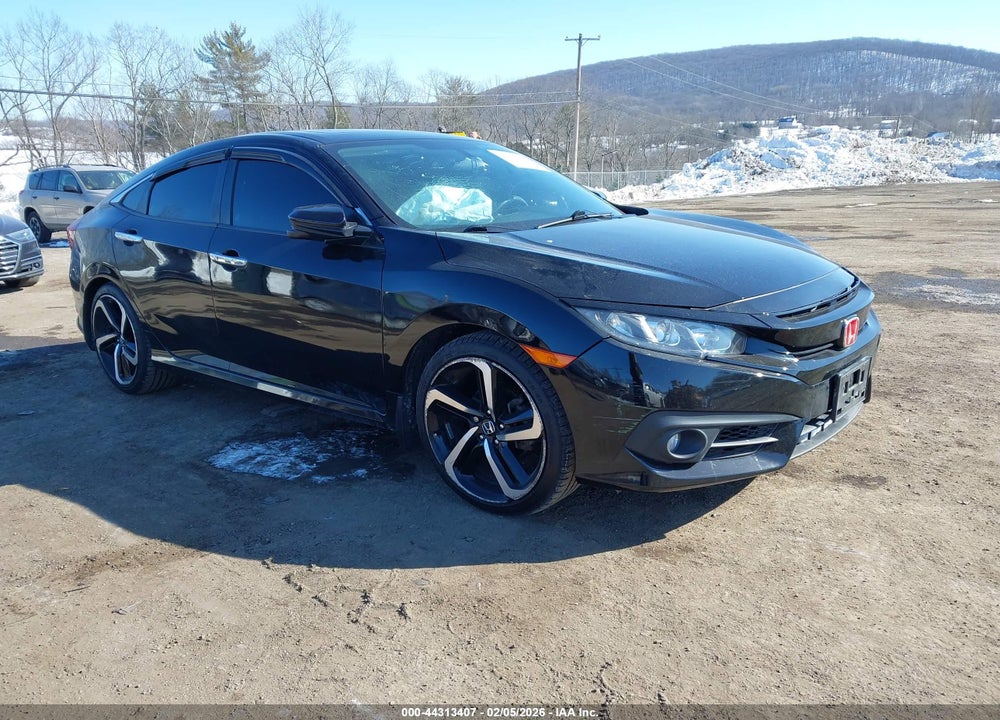 2018 HONDA CIVIC SEDAN VIN: 2HGFC2F72JH511130