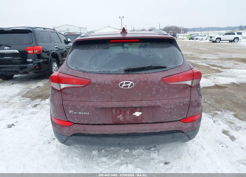 2017 HYUNDAI TUCSON SE PLUS VIN: KM8J33A49HU428888