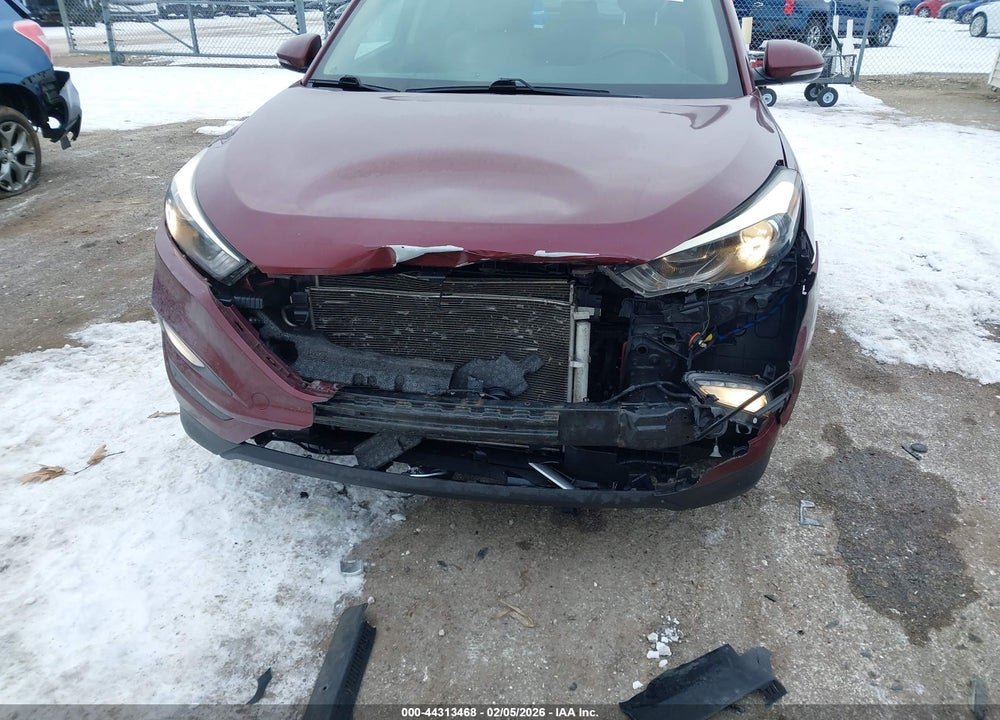 2017 HYUNDAI TUCSON SE PLUS VIN: KM8J33A49HU428888