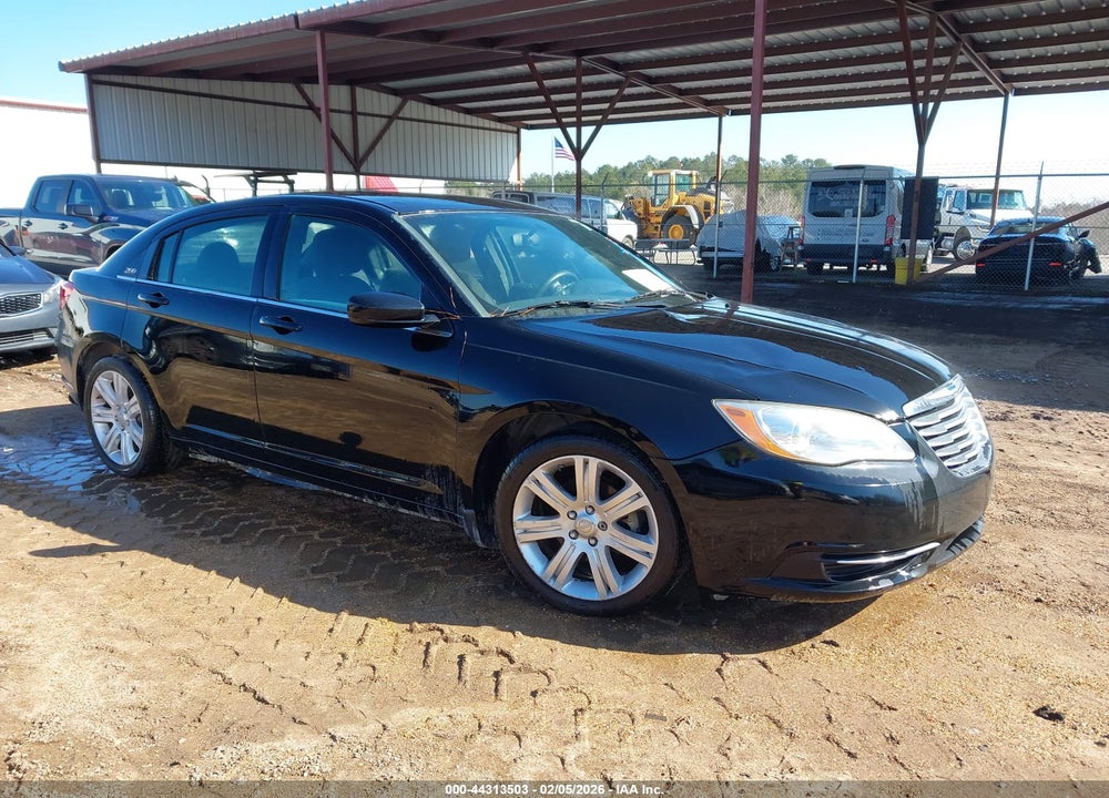 2012 CHRYSLER 200 LX VIN: 1C3CCBAB1CN318561