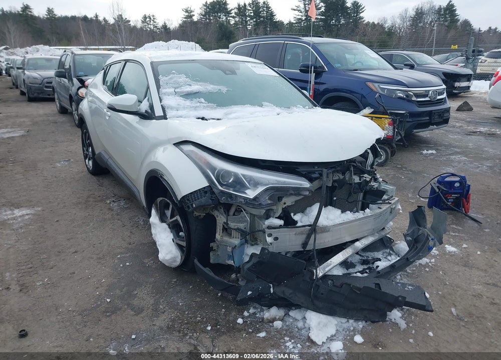 2019 TOYOTA C-HR LIMITED VIN: NMTKHMBX0KR100665