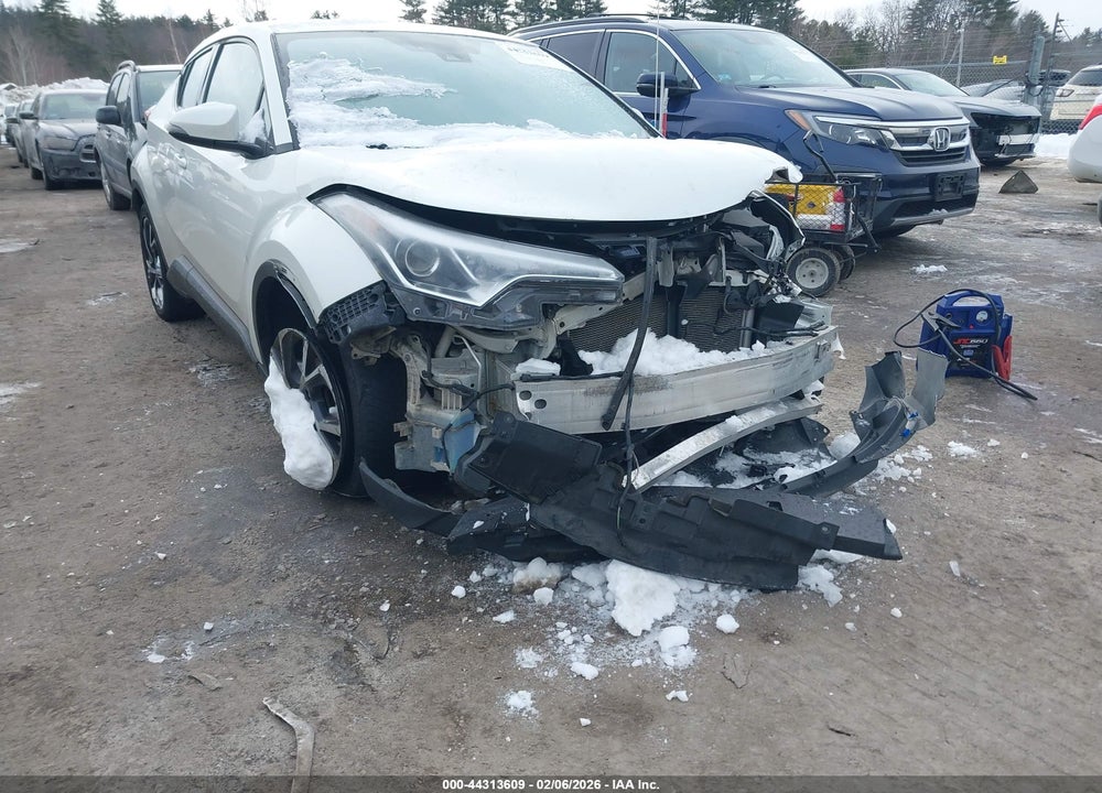 2019 TOYOTA C-HR LIMITED VIN: NMTKHMBX0KR100665