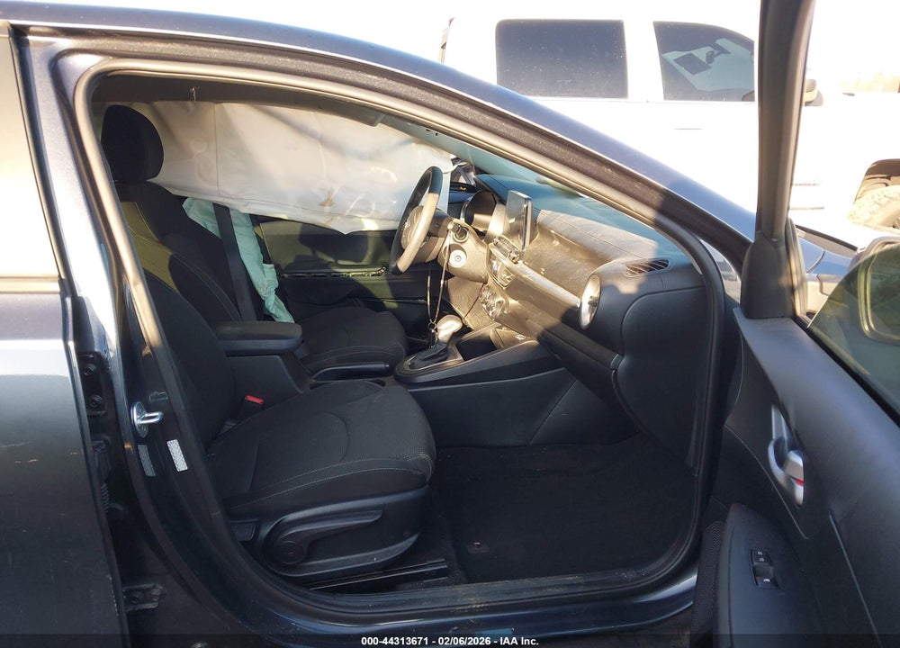 2020 KIA FORTE LXS VIN: 3KPF24AD0LE236477