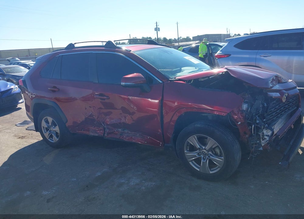 2023 TOYOTA RAV4 XLE VIN: JTMW1RFV1PD102585