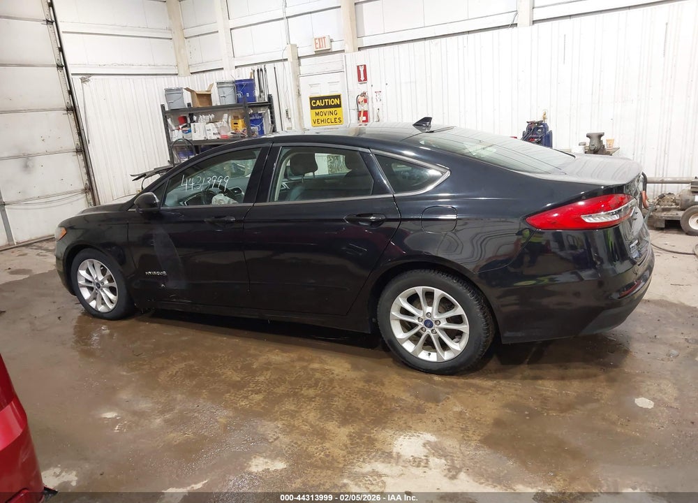 2019 FORD FUSION HYBRID SE VIN: 3FA6P0LU4KR240276