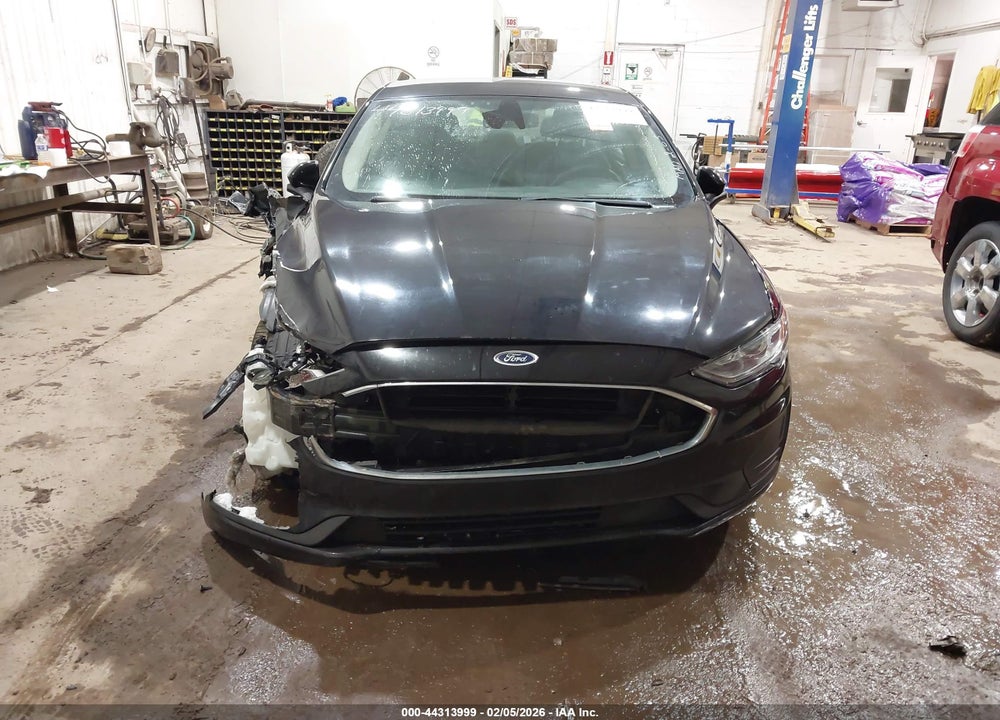 2019 FORD FUSION HYBRID SE VIN: 3FA6P0LU4KR240276