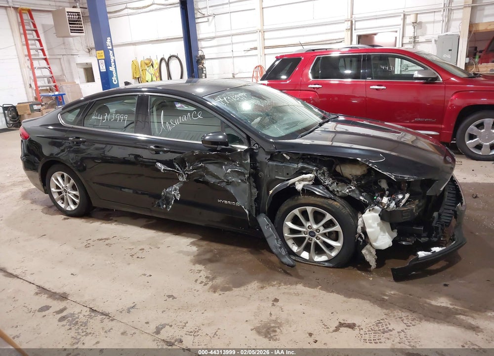2019 FORD FUSION HYBRID SE VIN: 3FA6P0LU4KR240276