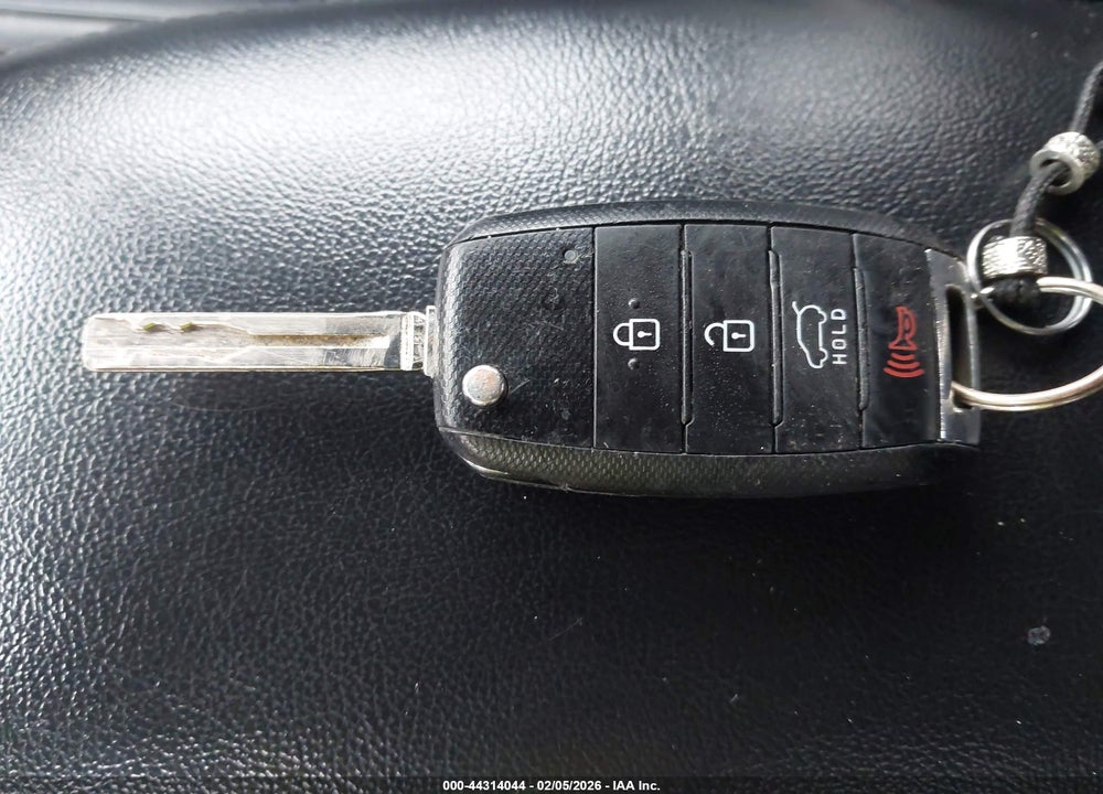 2018 KIA SOUL VIN: KNDJN2A24J7901883
