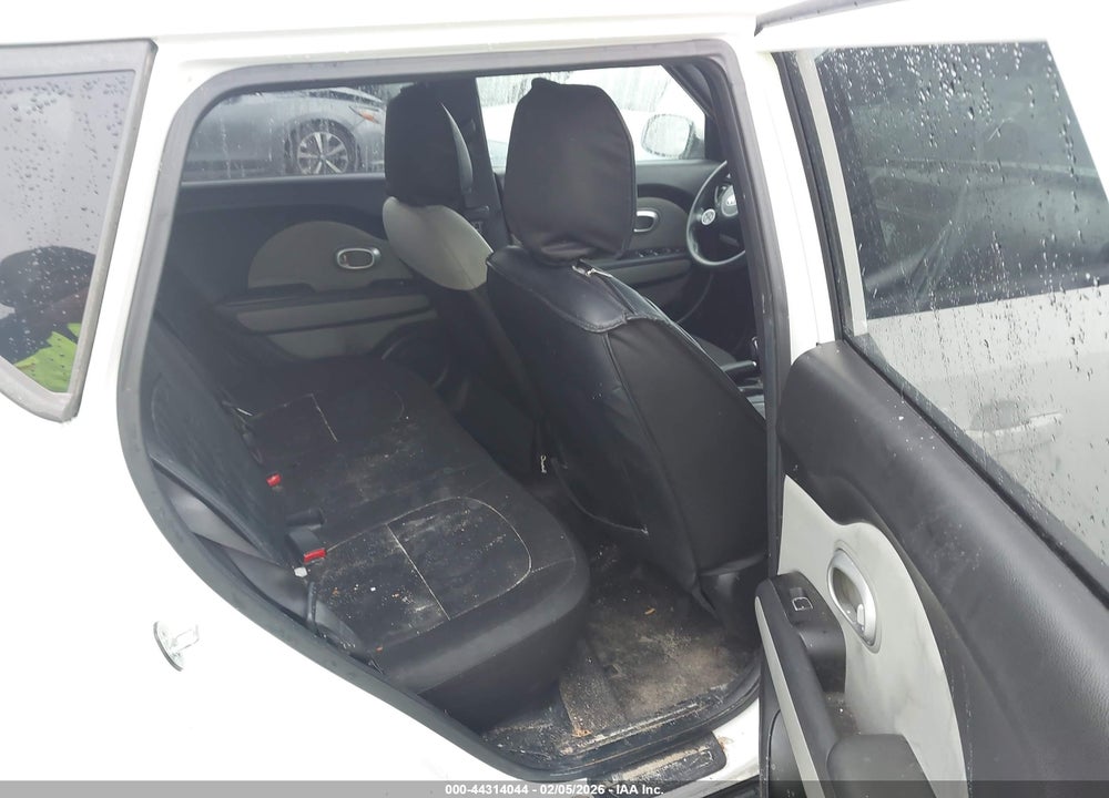 2018 KIA SOUL VIN: KNDJN2A24J7901883