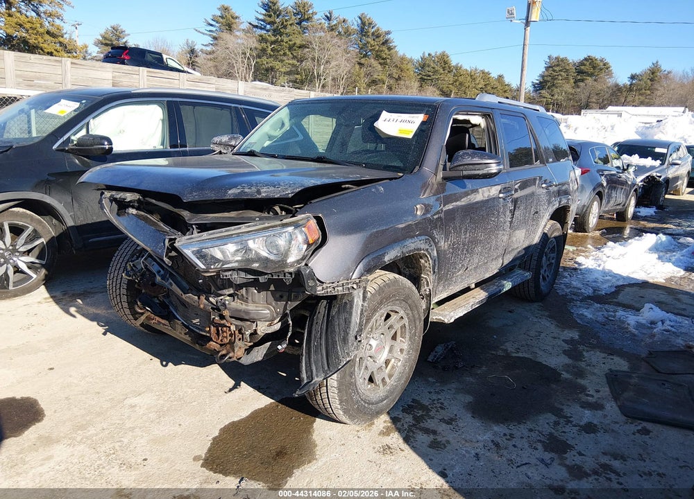 2016 TOYOTA 4RUNNER SR5 PREMIUM VIN: JTEBU5JR4G5316405