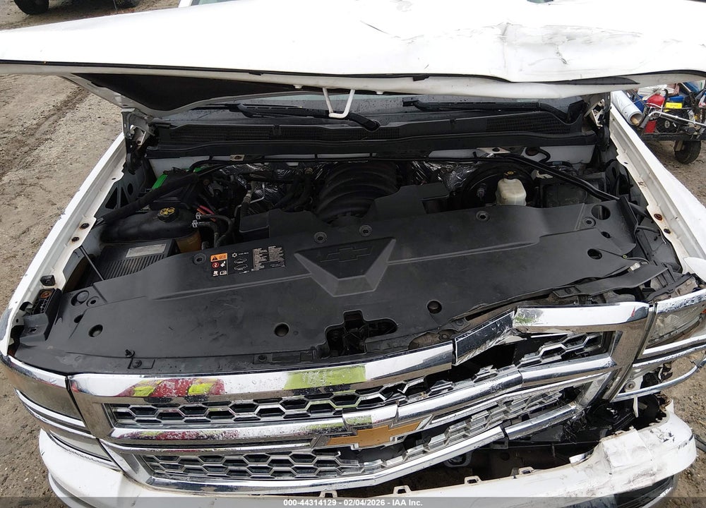 2015 CHEVROLET SILVERADO 1500 1LT VIN: 1GCRCREC0FZ257752