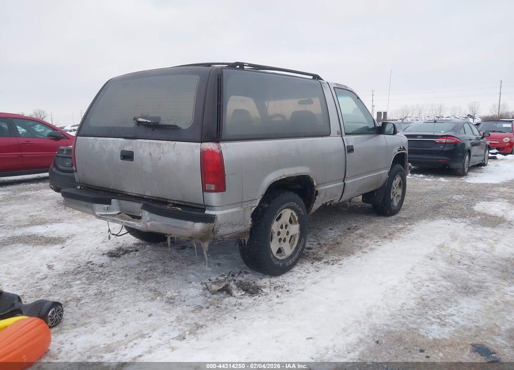 1992 CHEVROLET BLAZER K1500 VIN: 1GNEK18K4NJ358867