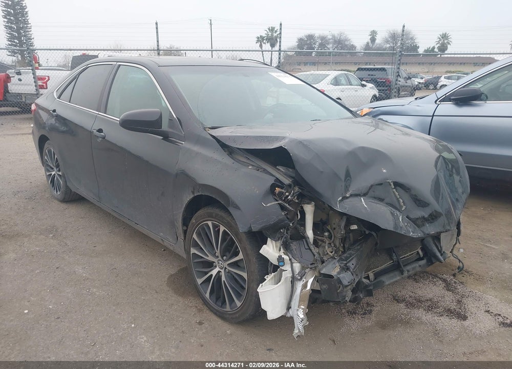 2017 TOYOTA CAMRY SE VIN: 4T1BF1FK2HU318126