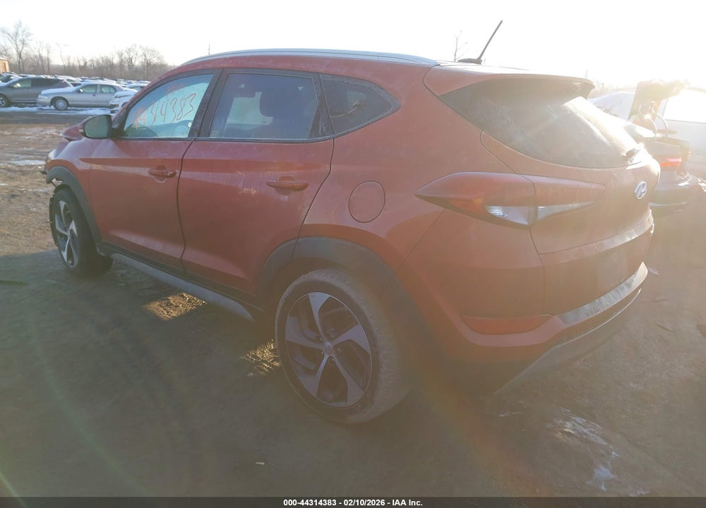2017 HYUNDAI TUCSON SPORT VIN: KM8J3CA22HU397577
