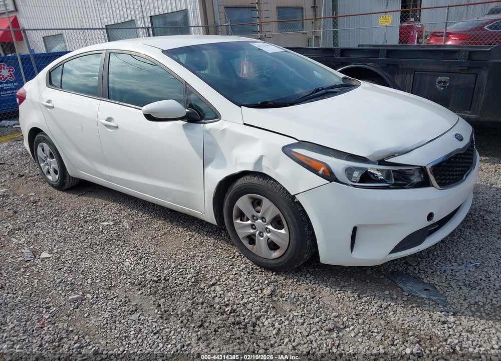 2017 KIA FORTE LX VIN: 3KPFK4A77HE156871
