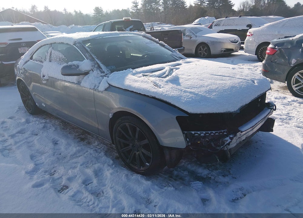 2011 AUDI A5 2.0T PREMIUM VIN: WAULFAFR8BA041431