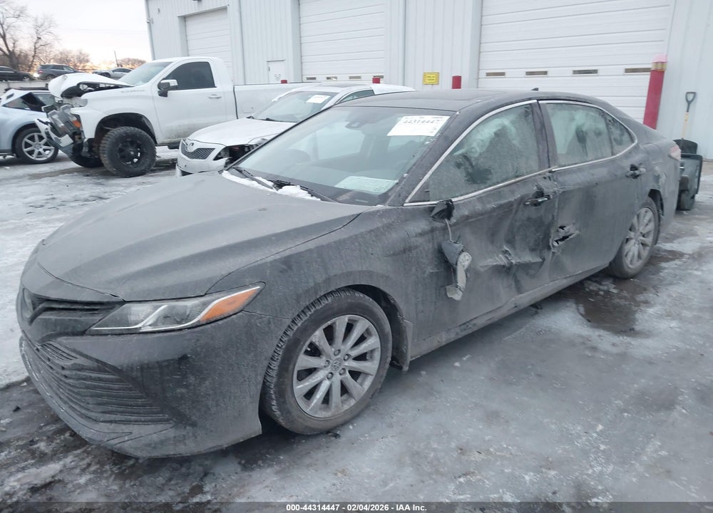 2019 TOYOTA CAMRY LE VIN: 4T1B11HK3KU689394