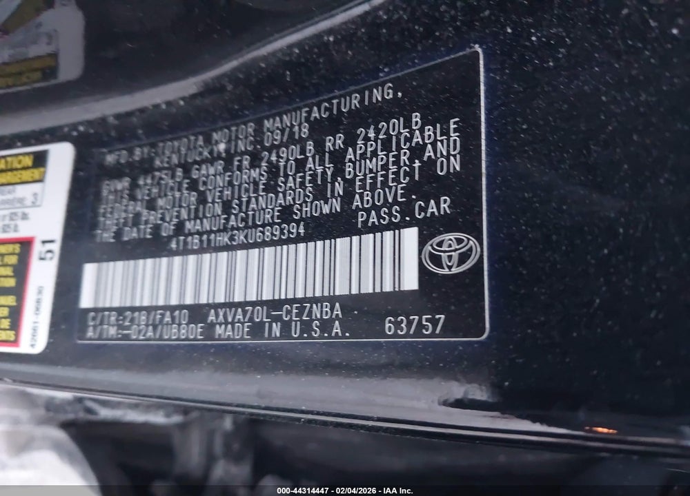 2019 TOYOTA CAMRY LE VIN: 4T1B11HK3KU689394