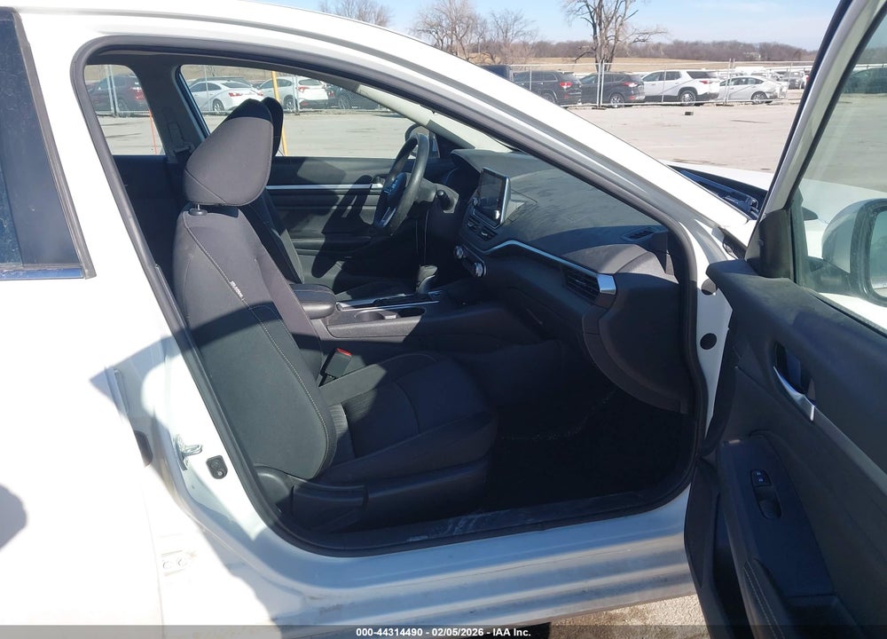 2022 NISSAN ALTIMA SV FWD VIN: 1N4BL4DVXNN340866
