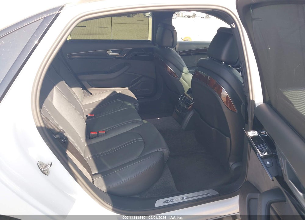 2016 AUDI A8 L 3.0T VIN: WAU34AFD6GN015470