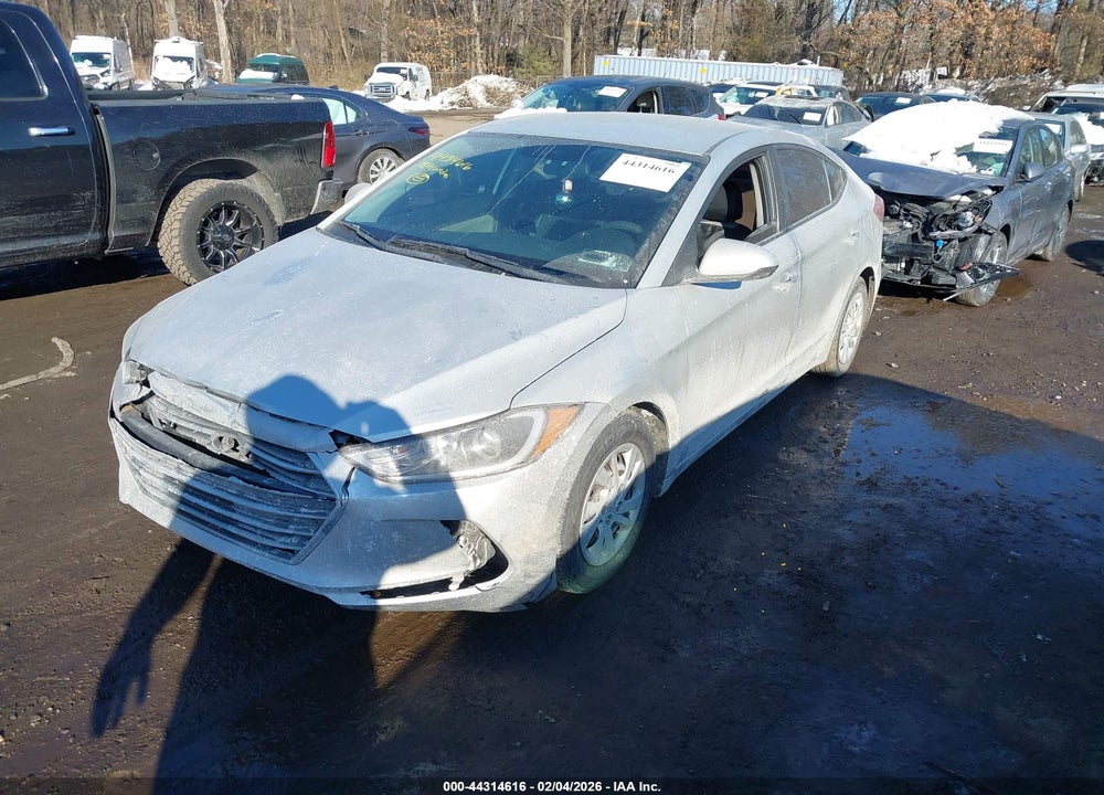 2018 HYUNDAI ELANTRA SE VIN: 5NPD74LF8JH379127