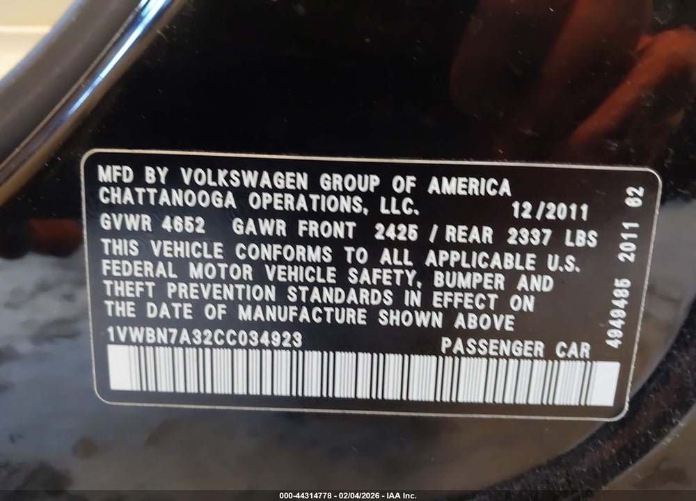 2012 VOLKSWAGEN PASSAT 2.0L TDI SE VIN: 1VWBN7A32CC034923