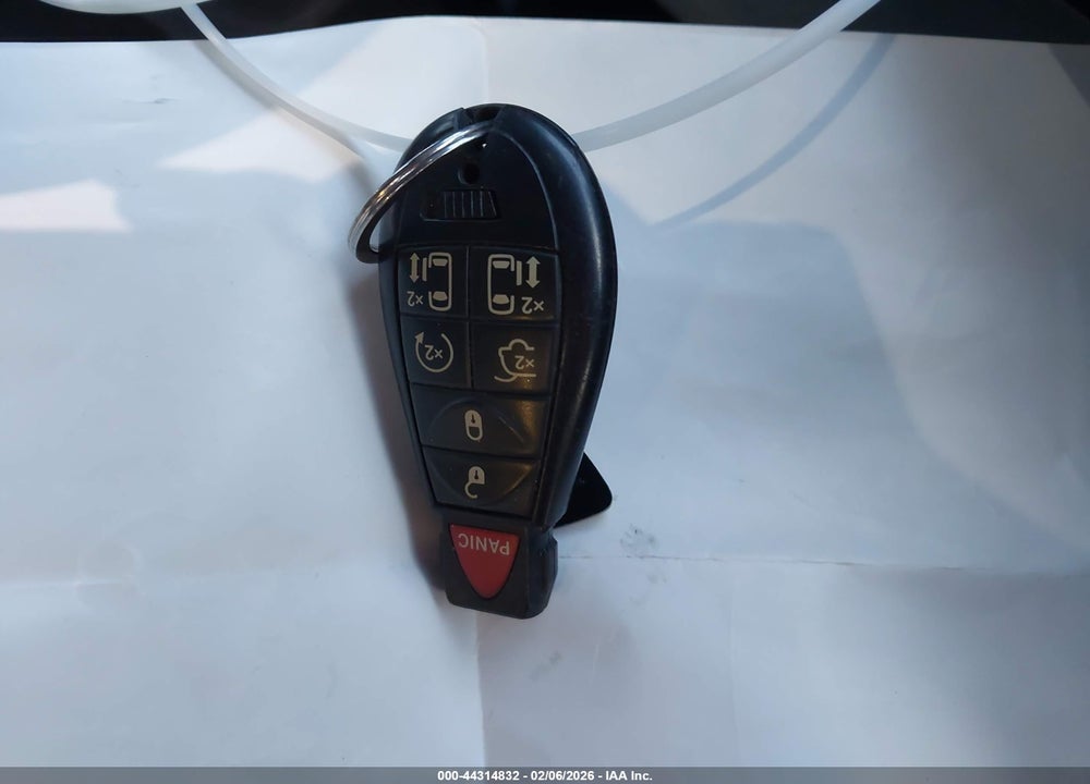 2014 CHRYSLER TOWN & COUNTRY TOURING VIN: 2C4RC1BG7ER386766