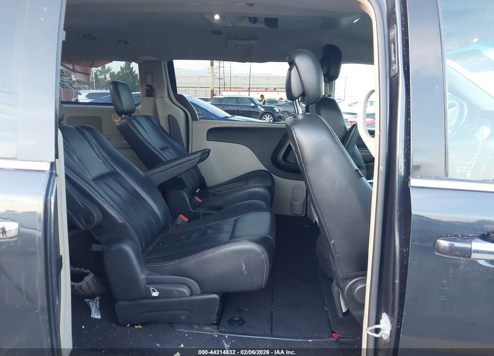 2014 CHRYSLER TOWN & COUNTRY TOURING VIN: 2C4RC1BG7ER386766