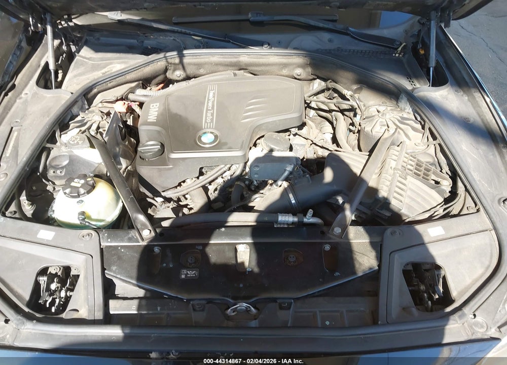 2016 BMW 528I VIN: WBA5A5C58GG352071
