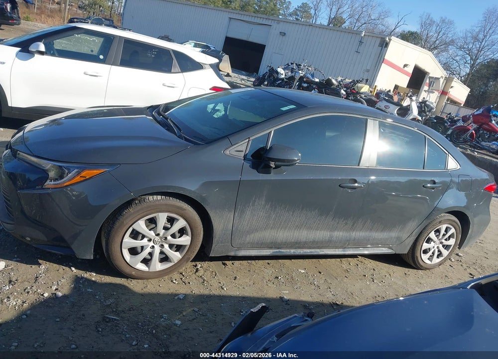 2025 TOYOTA COROLLA LE VIN: 5YFB4MDE5SP237103