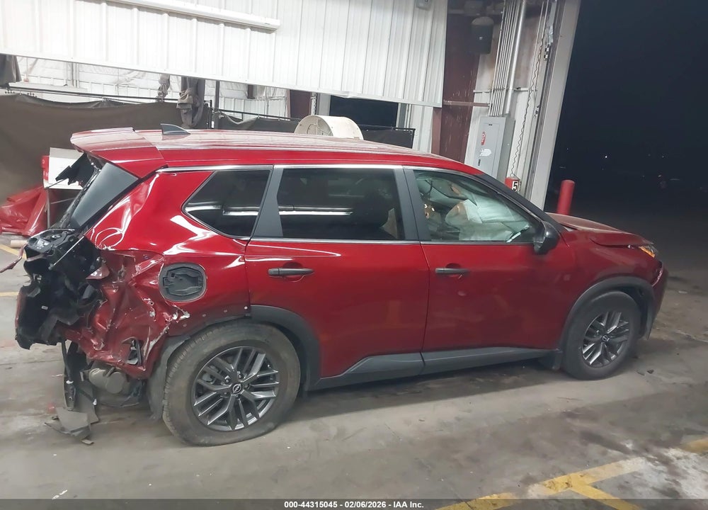 2023 NISSAN ROGUE S FWD VIN: 5N1BT3AA3PC882617