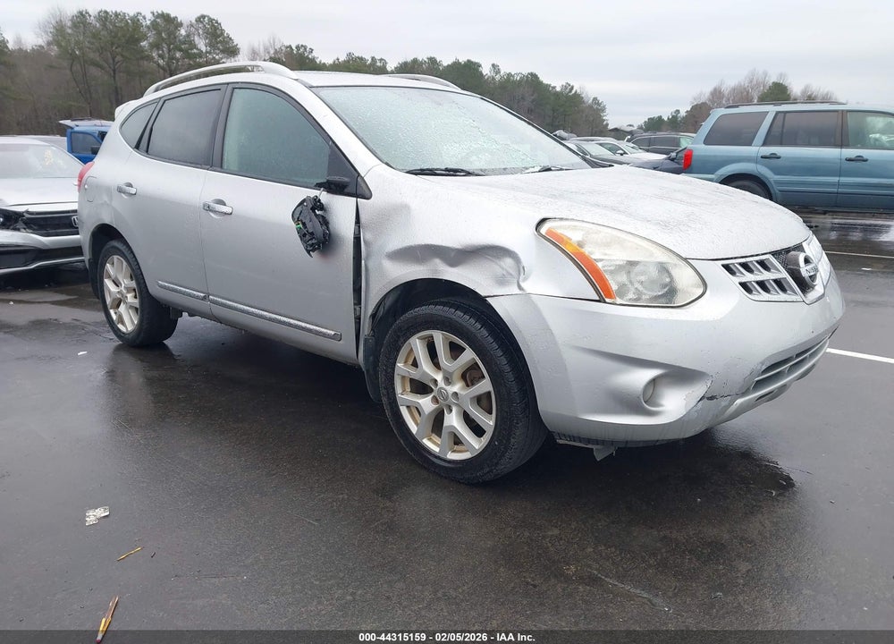 2013 NISSAN ROGUE SV W/SL PKG VIN: JN8AS5MV8DW614612