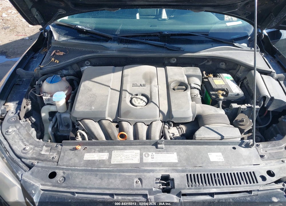 2012 VOLKSWAGEN PASSAT 2.5L SE VIN: 1VWBH7A38CC093028