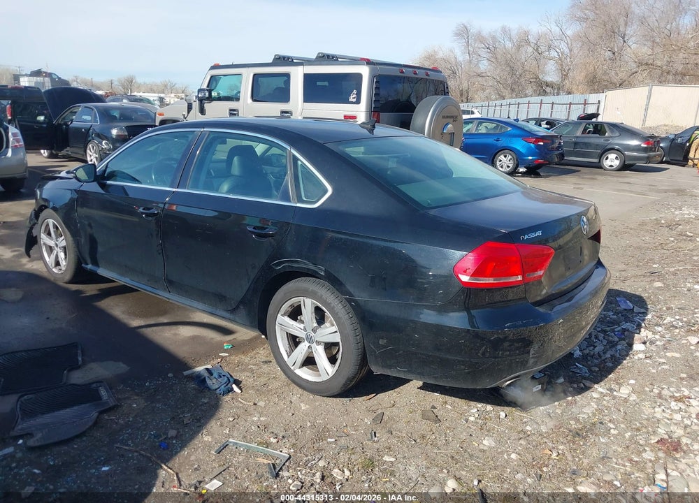 2012 VOLKSWAGEN PASSAT 2.5L SE VIN: 1VWBH7A38CC093028