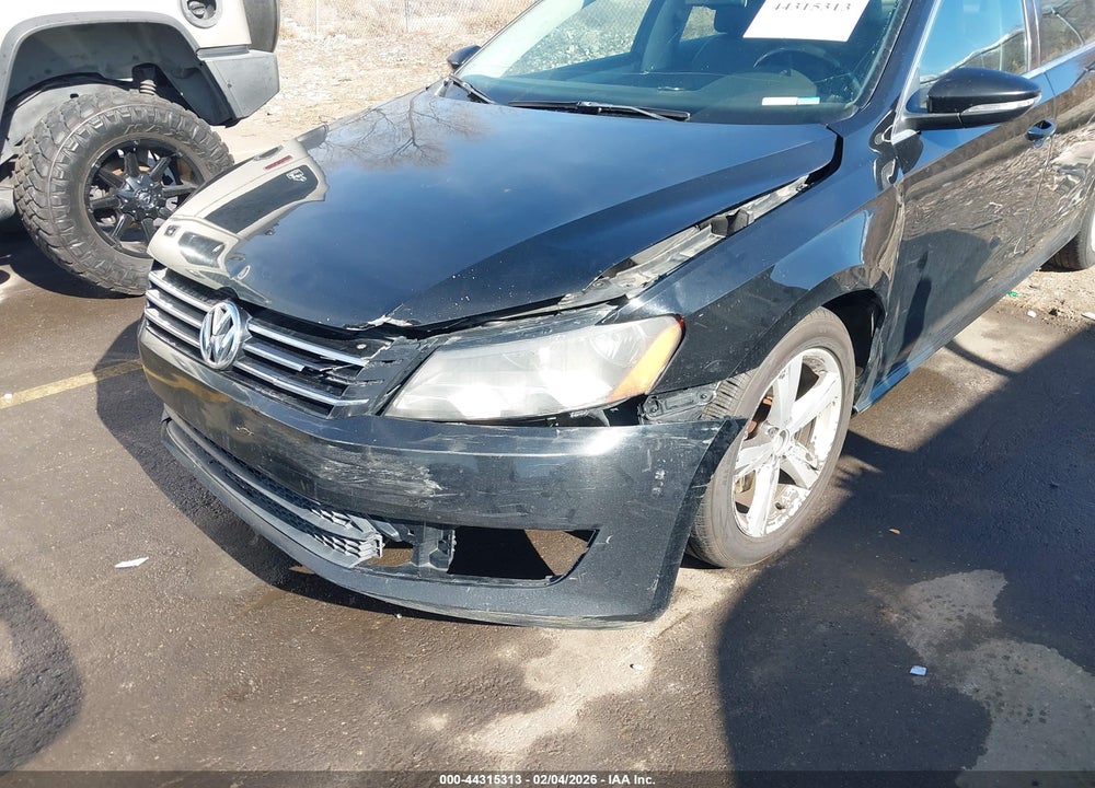 2012 VOLKSWAGEN PASSAT 2.5L SE VIN: 1VWBH7A38CC093028