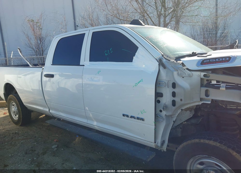 2022 RAM 2500 TRADESMAN  4X4 8' BOX VIN: 3C6UR5HJ0NG298741