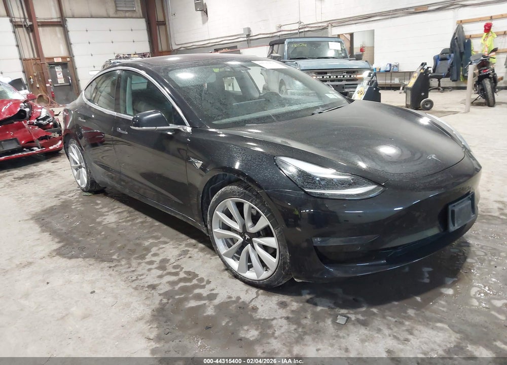 2018 TESLA MODEL 3 LONG RANGE/PERFORMANCE VIN: 5YJ3E1EB4JF110048