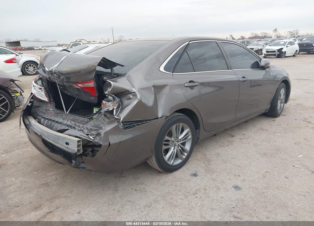 2015 TOYOTA CAMRY SE VIN: 4T1BF1FK6FU884528