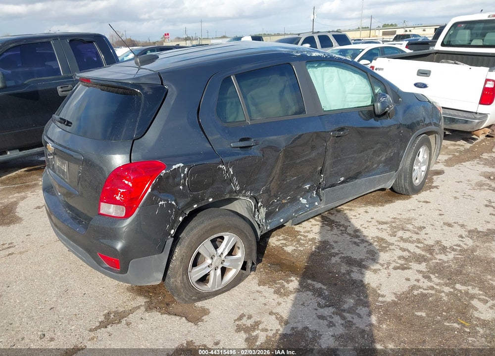 2020 CHEVROLET TRAX FWD LS VIN: 3GNCJKSB0LL215574