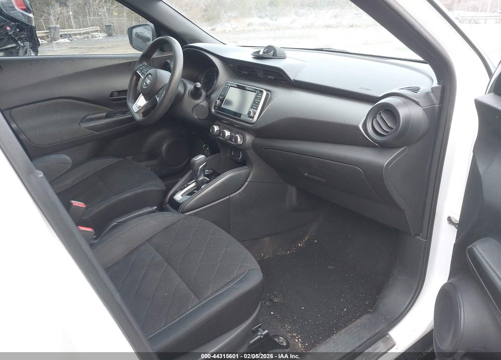 2018 NISSAN KICKS S VIN: 3N1CP5CU9JL528275