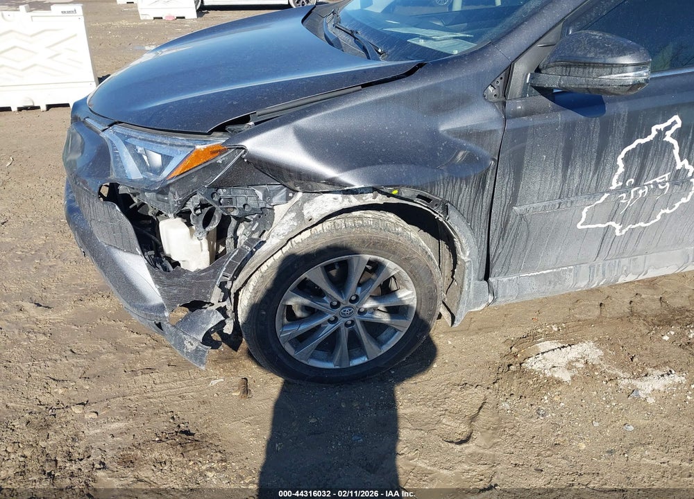 2018 TOYOTA RAV4 LIMITED VIN: JTMDFREV5JJ242741