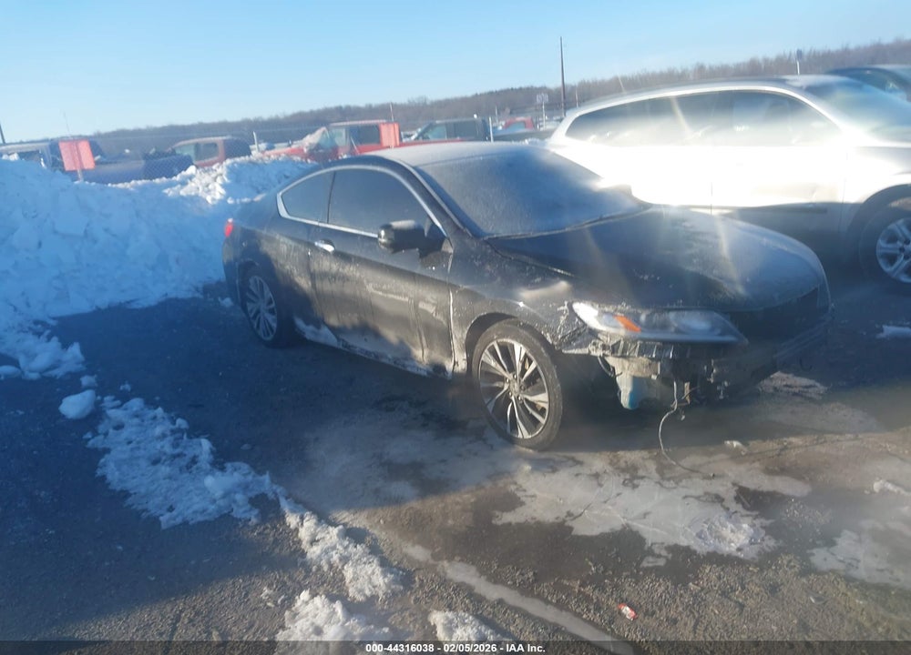 2016 HONDA ACCORD EX-L V-6 VIN: 1HGCT2B82GA000395