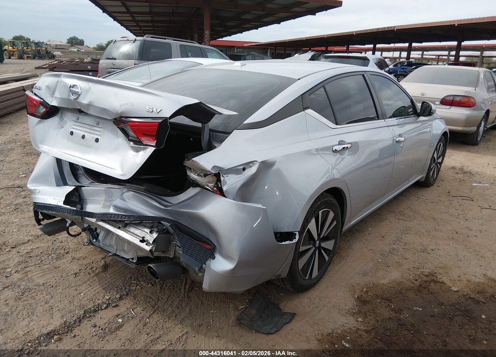 2022 NISSAN ALTIMA SV FWD VIN: 1N4BL4DV5NN333954