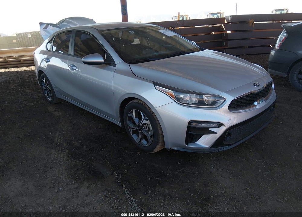 2019 KIA FORTE LXS VIN: 3KPF24AD7KE073440