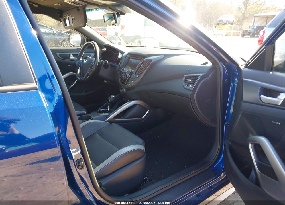 2016 HYUNDAI VELOSTER TURBO VIN: KMHTC6AEXGU273382