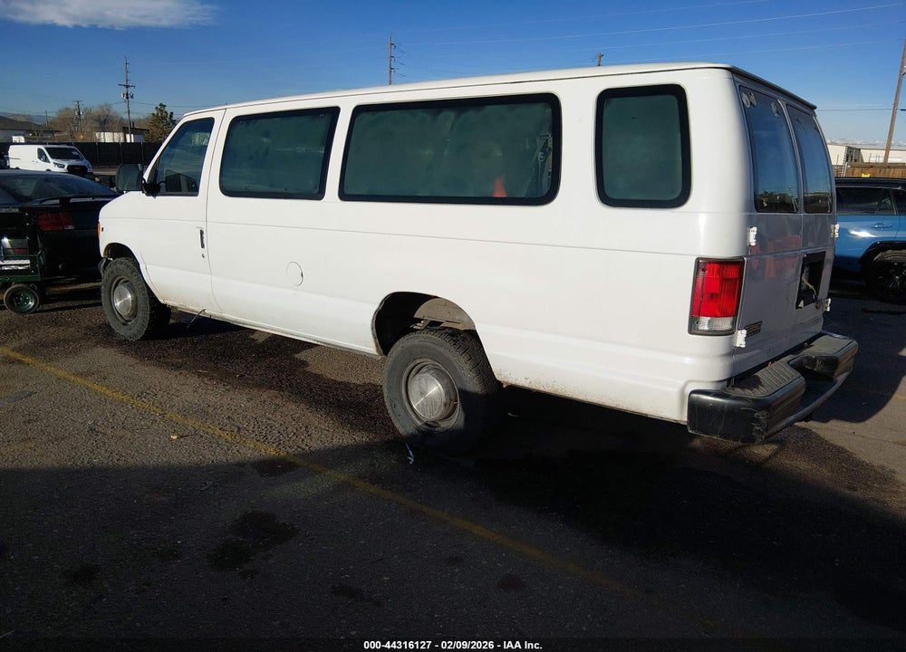 2000 FORD E-350 SUPER DUTY XL/XLT VIN: 1FBSS31S9YHB84490