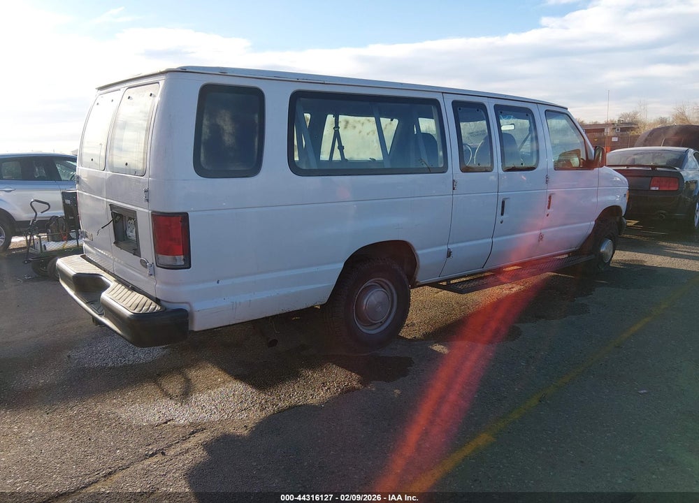 2000 FORD E-350 SUPER DUTY XL/XLT VIN: 1FBSS31S9YHB84490
