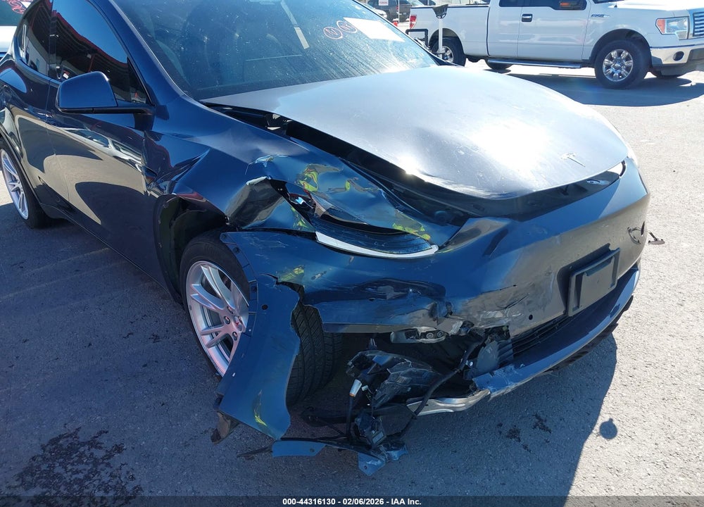 2020 TESLA MODEL Y LONG RANGE DUAL MOTOR ALL-WHEEL DRIVE VIN: 5YJYGDEE8LF053738