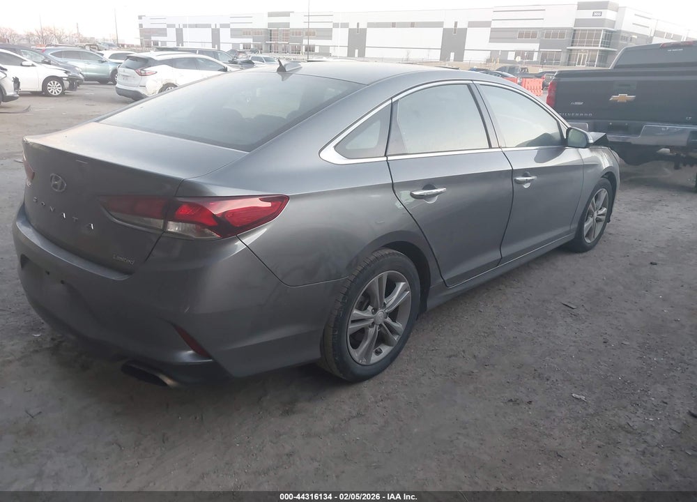 2018 HYUNDAI SONATA LIMITED VIN: 5NPE34AF3JH725524